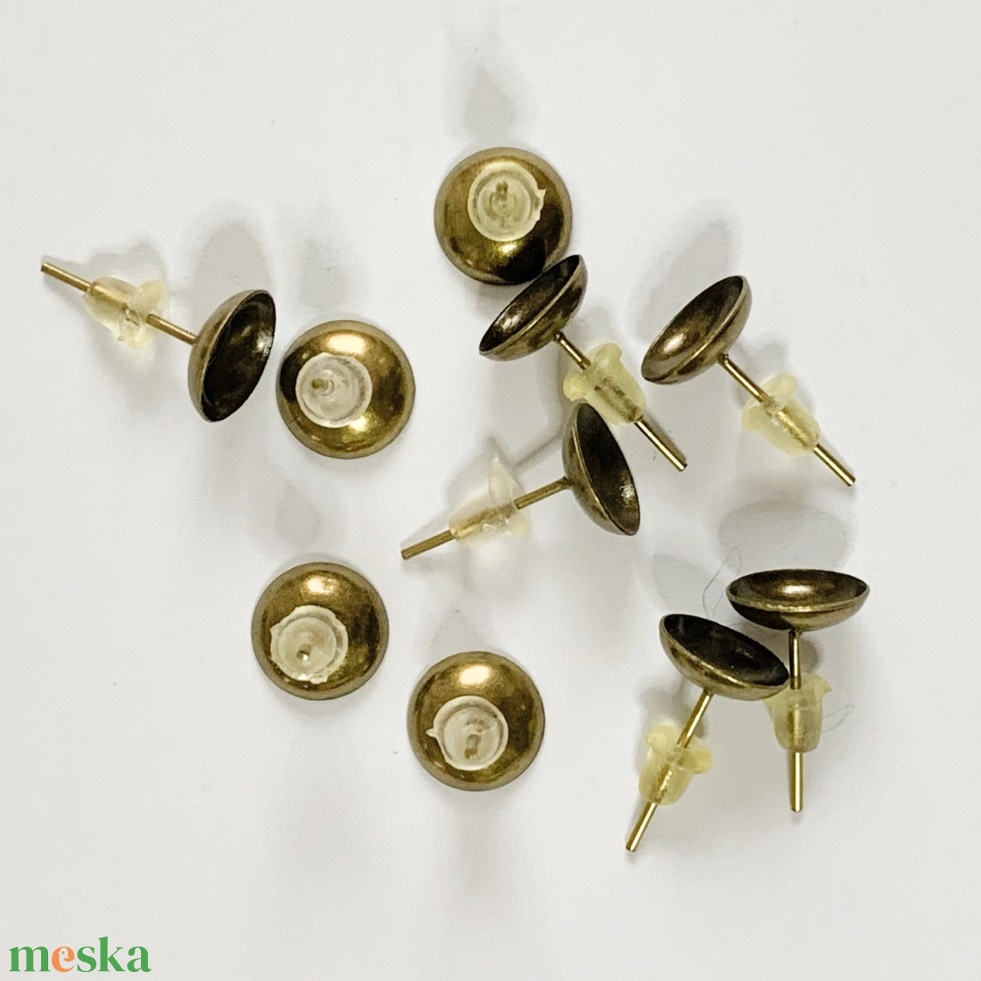 20pár/40db - antik bronz - bedugós fülbevaló alap - 9mm  (30ft/pár) - kellékek & szerszámok - ékszerkellék - fülbevaló alap - Meska.hu