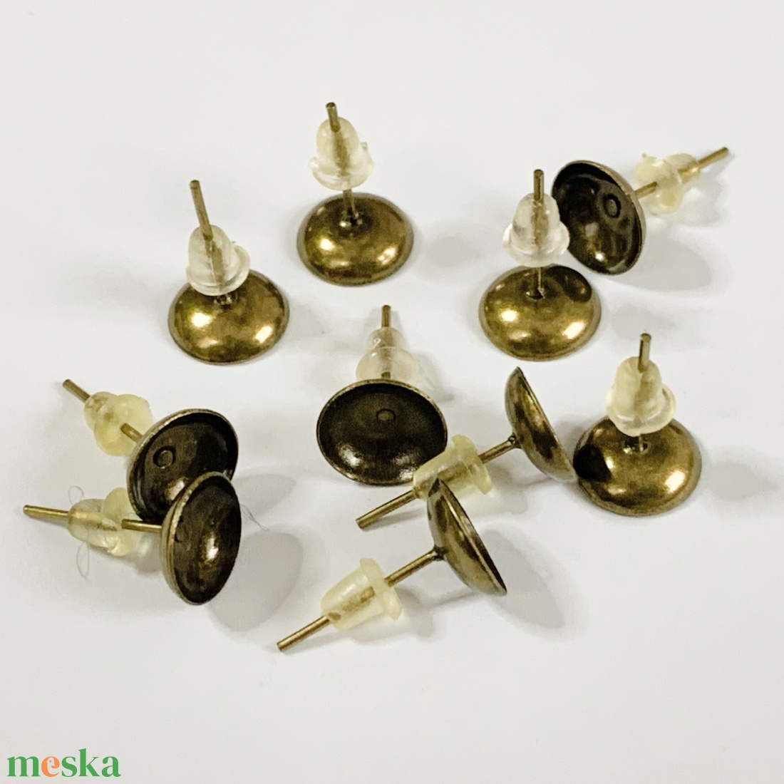 20pár/40db - antik bronz - bedugós fülbevaló alap - 9mm  (30ft/pár) - kellékek & szerszámok - ékszerkellék - fülbevaló alap - Meska.hu