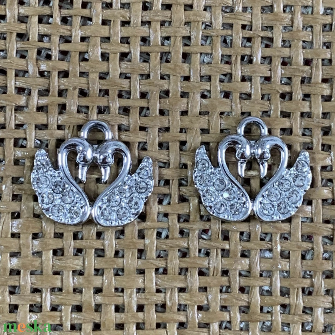 2db HATTYÚPÁR - strasszos charm/medál - 18x20mm - ezüst  (180ft/db) - kellékek & szerszámok - ékszerkellék - charmok - Meska.hu