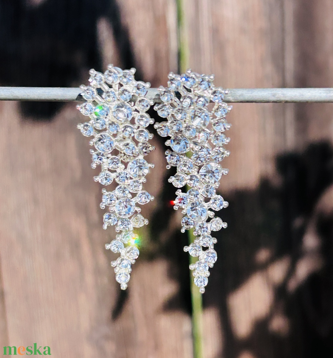 ESKÜVŐI - strasszköves lógós fülbevaló/klipsz - ékszer - fülbevaló - klipsz - Meska.hu
