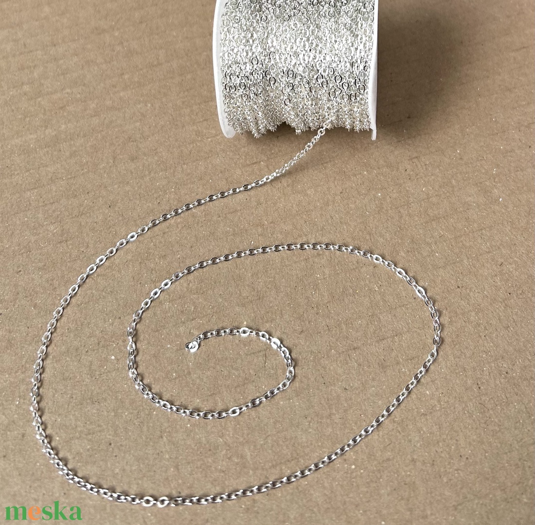 5m ezüst színű ékszerlánc - kellékek & szerszámok - ékszerkellék - ékszerlánc - Meska.hu