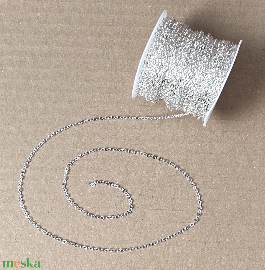 5m ezüst színű ékszerlánc - kellékek & szerszámok - ékszerkellék - ékszerlánc - Meska.hu