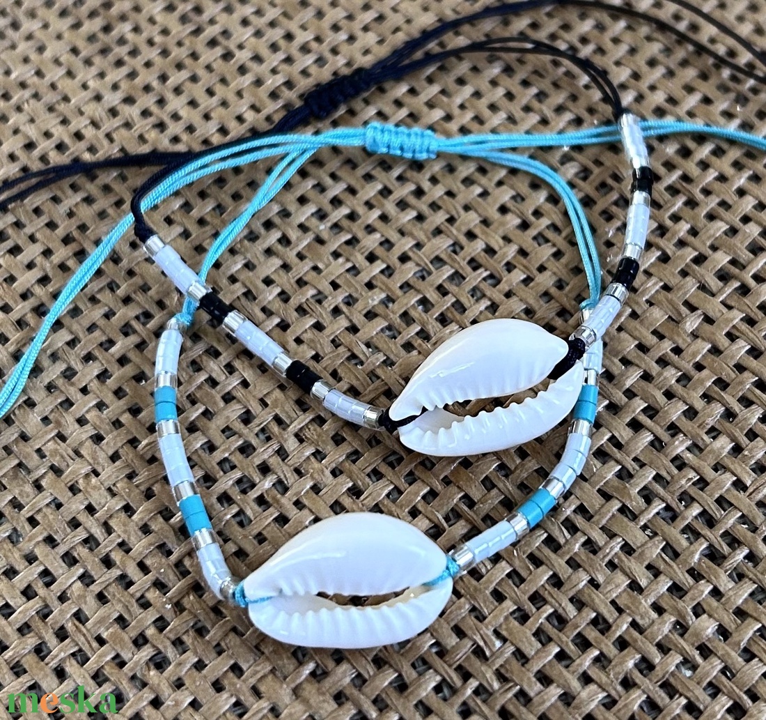 Páros karkötő - fekete/türkiz - ékszer - karkötő - karkötő medállal - Meska.hu