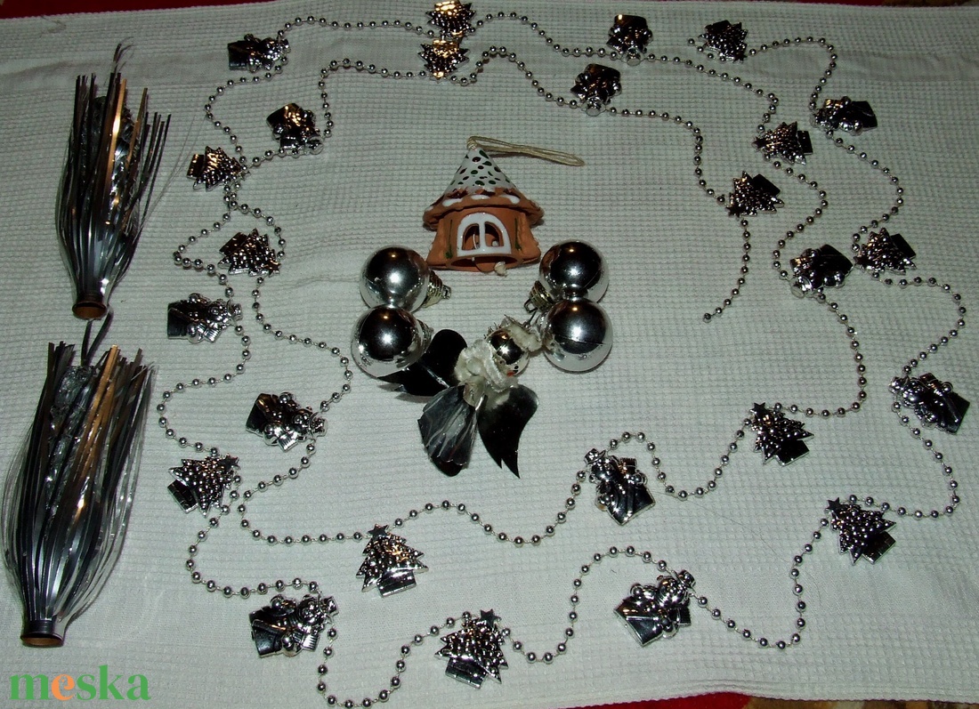 Régi retro karácsonyfadíszek - karácsony - karácsonyi lakásdekoráció - karácsonyfadíszek - Meska.hu