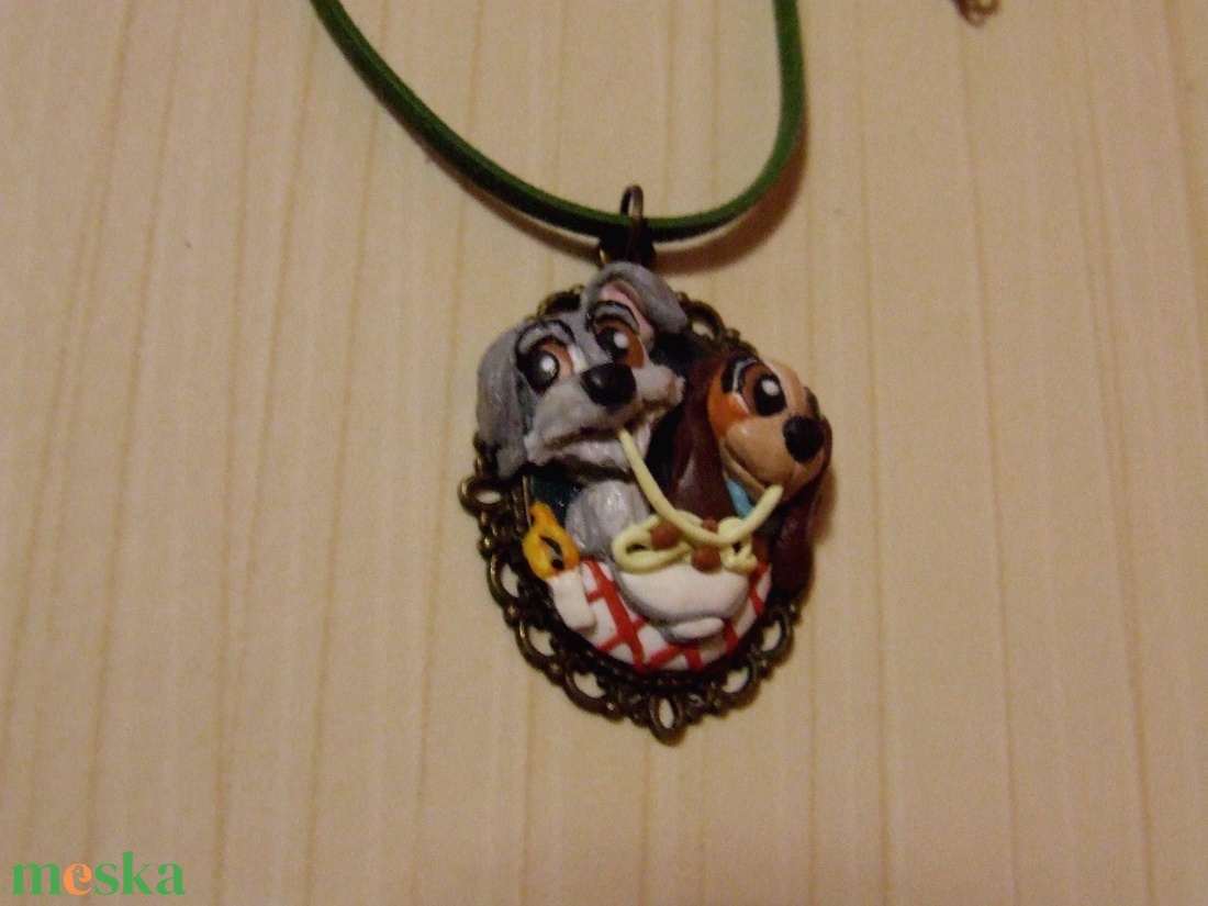 Susi és Tekergő nyaklánc - ékszer - nyaklánc - medálos nyaklánc - Meska.hu
