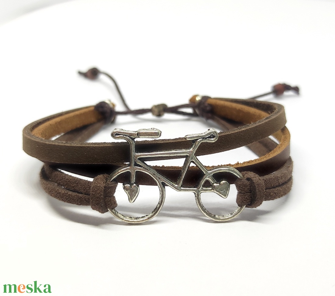 Biciklis karkötő - ékszer - karkötő - karkötő medállal - Meska.hu