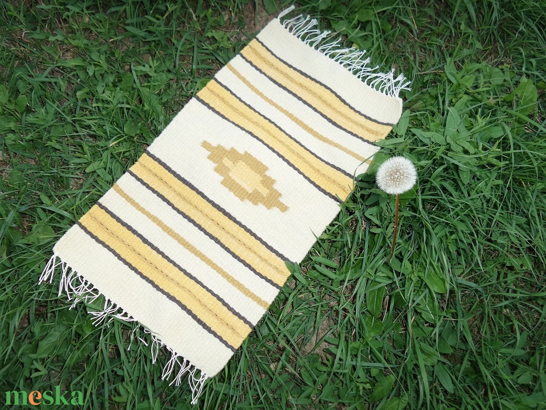Pitypang futó -  - Meska.hu