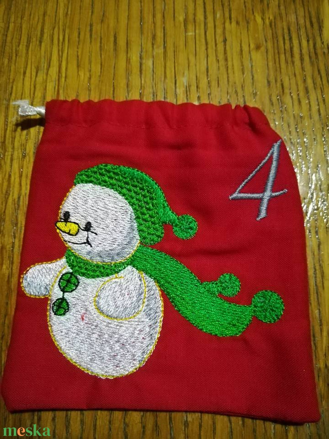 Hímzett adventi naptár, 24 db kis hímzett zsák - karácsony - adventi díszek - adventi naptár - Meska.hu Hímzett adventi naptár, 24 db kis hímzett zsák - karácsony - adventi díszek - adventi naptár - Meska.hu