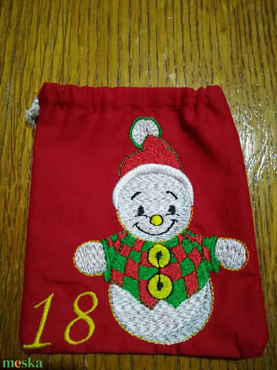 Hímzett adventi naptár, 24 db kis hímzett zsák - karácsony - adventi díszek - adventi naptár - Meska.hu Hímzett adventi naptár, 24 db kis hímzett zsák - karácsony - adventi díszek - adventi naptár - Meska.hu