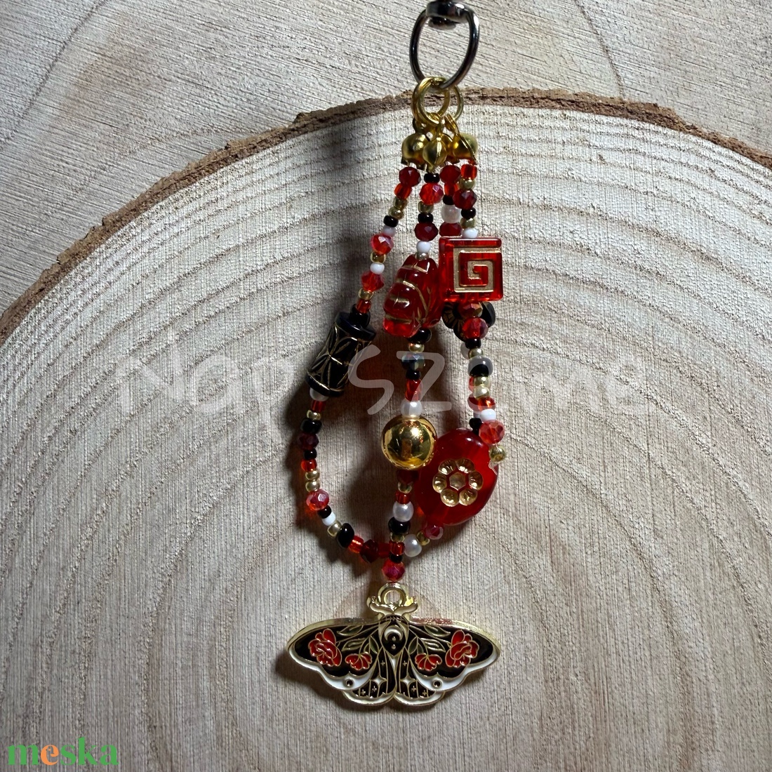 Fekete-piros gyöngy kulcstartó - táska & tok - kulcstartó & táskadísz - kulcstartó - Meska.hu