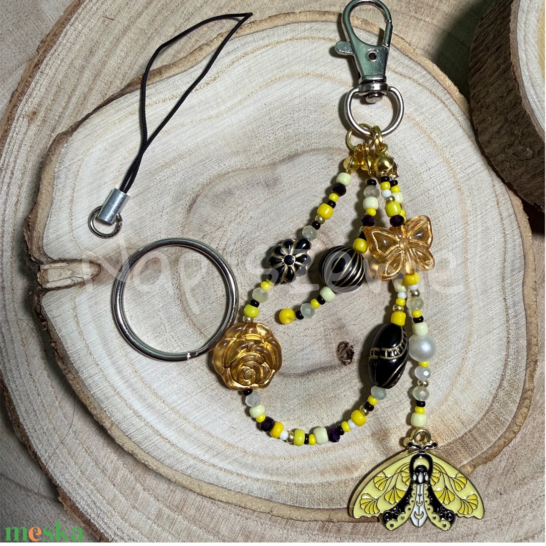 Fekete-sárga gyöngy kulcstartó - táska & tok - kulcstartó & táskadísz - táskaakasztó - Meska.hu
