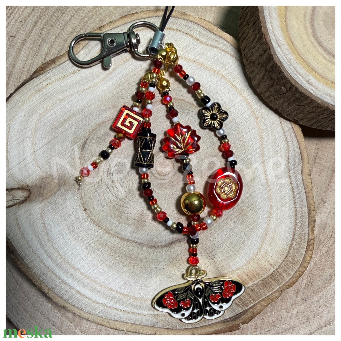Fekete-piros gyöngy kulcstartó - táska & tok - kulcstartó & táskadísz - kulcstartó - Meska.hu