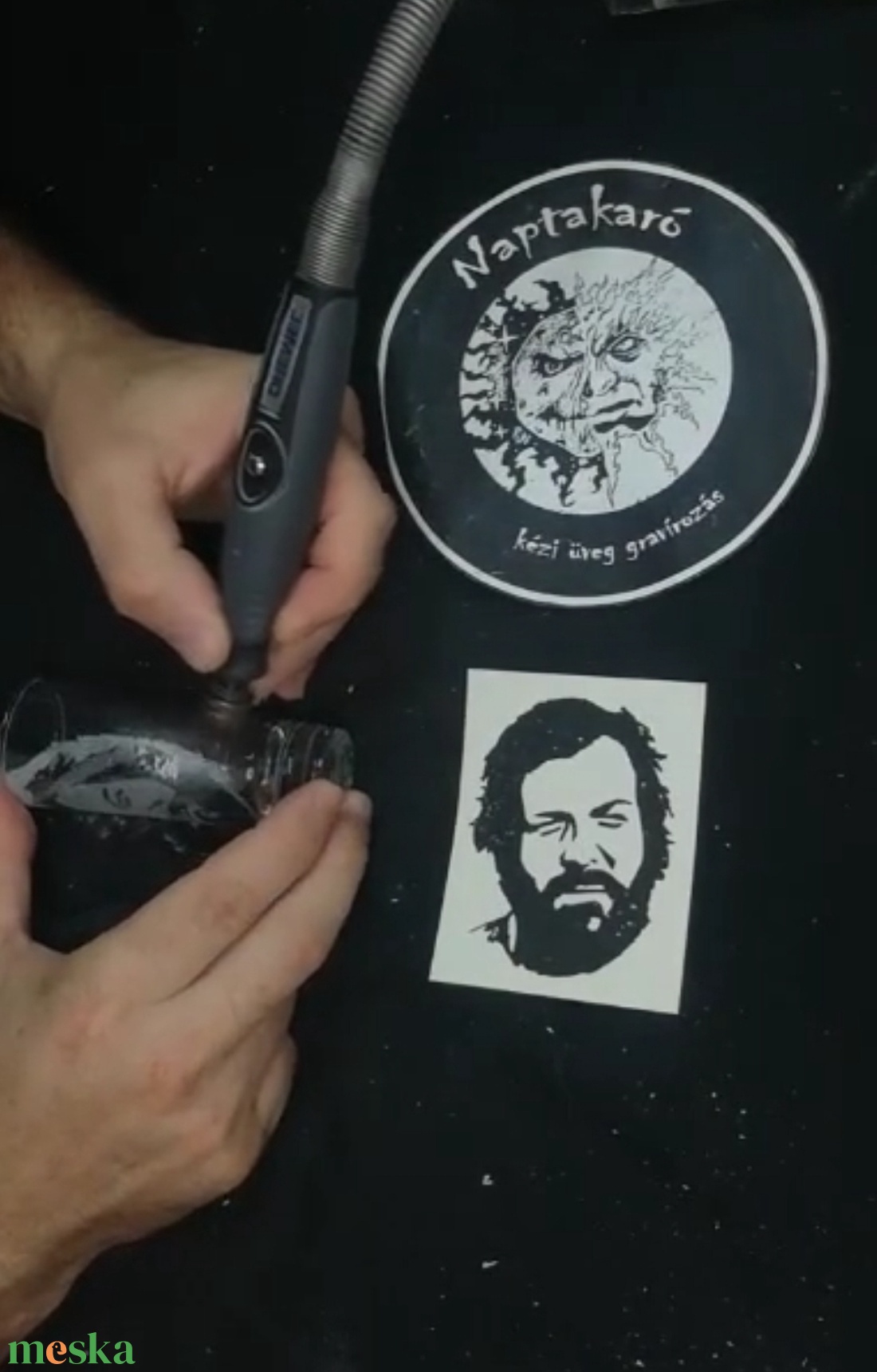 Bud Spencer 4/4 Kézzel gravírozott üveg pohár - otthon & életmód - konyhafelszerelés, tálalás - konyhai dekoráció - konyhai dísz - Meska.hu Bud Spencer 4/4 Kézzel gravírozott üveg pohár - otthon & életmód - konyhafelszerelés, tálalás - konyhai dekoráció - konyhai dísz - Meska.hu