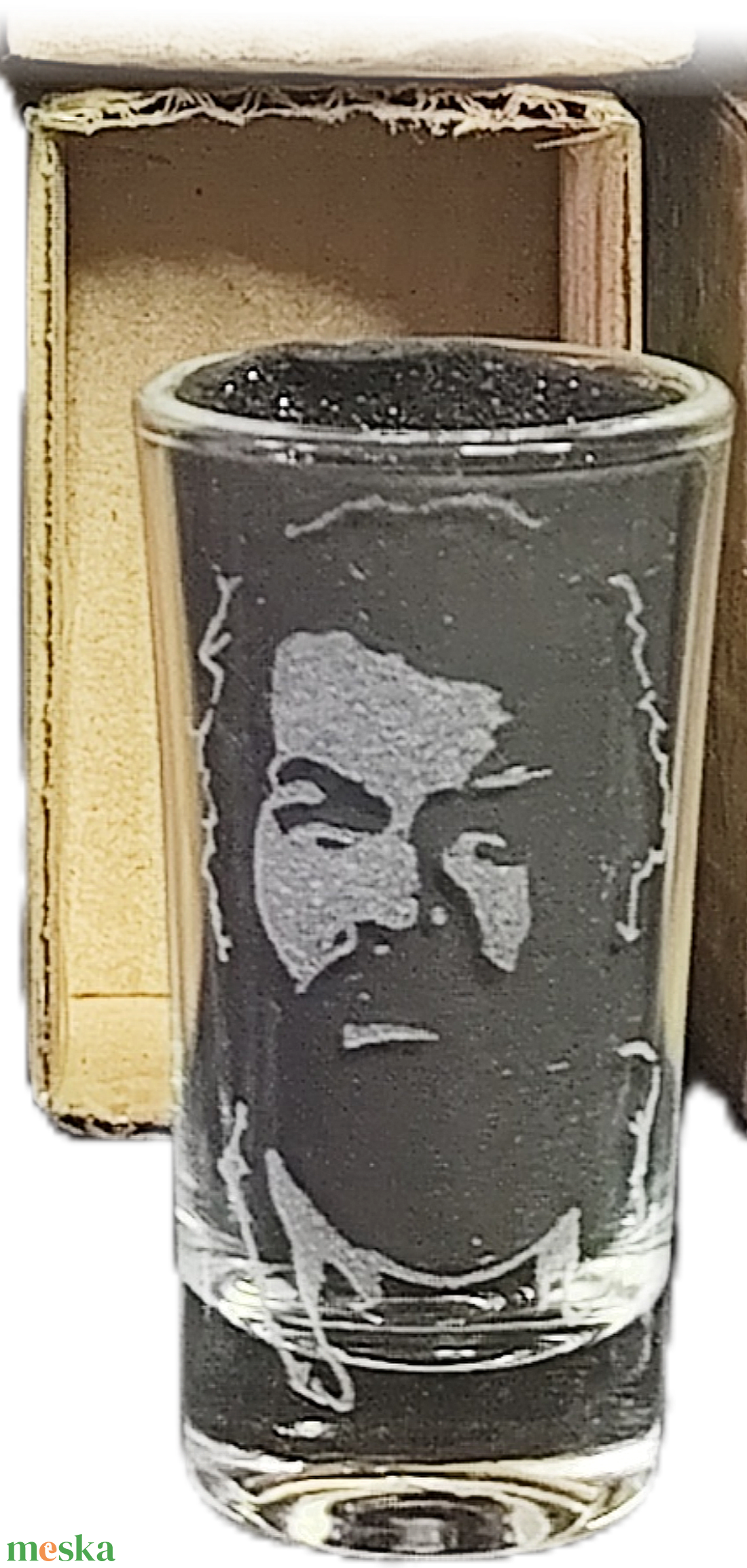 Bud Spencer mintás, kézzel gravírozott 2,5cl-es üveg röviditalos pohár  - otthon & életmód - konyhafelszerelés, tálalás - tálalás - pálinkás poharak, szettek - Meska.hu