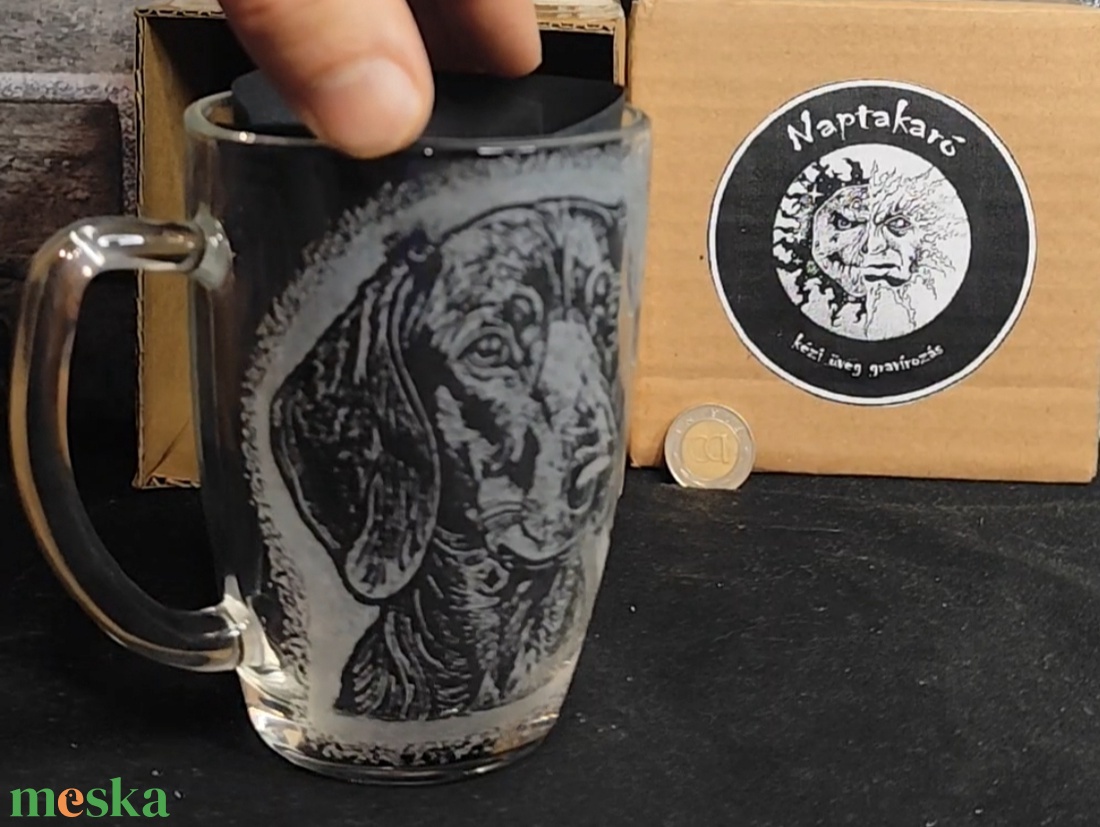 Tacskó mintás kézzel gravírozott bögre  - otthon & életmód - konyhafelszerelés, tálalás - tálalás - bögre & csésze - Meska.hu