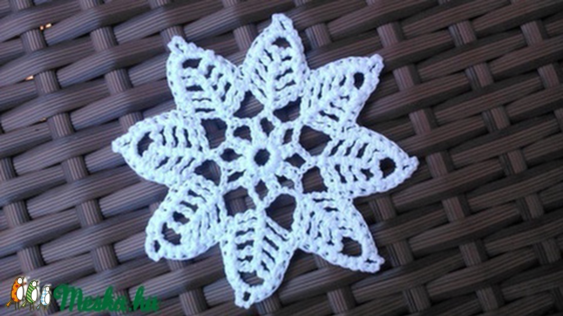 Horgolt hópelyhek II.  -  - Meska.hu