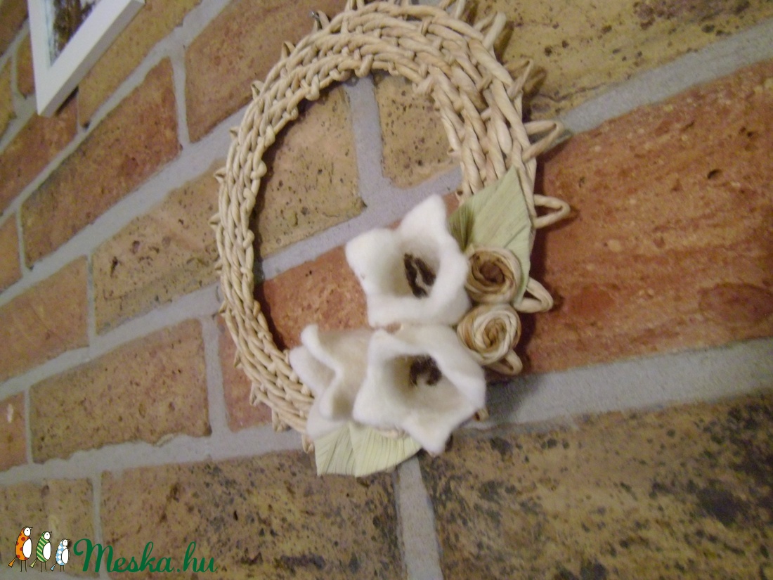 Ablak vagy ajtódísz - nemeztulipánokkal -  - Meska.hu