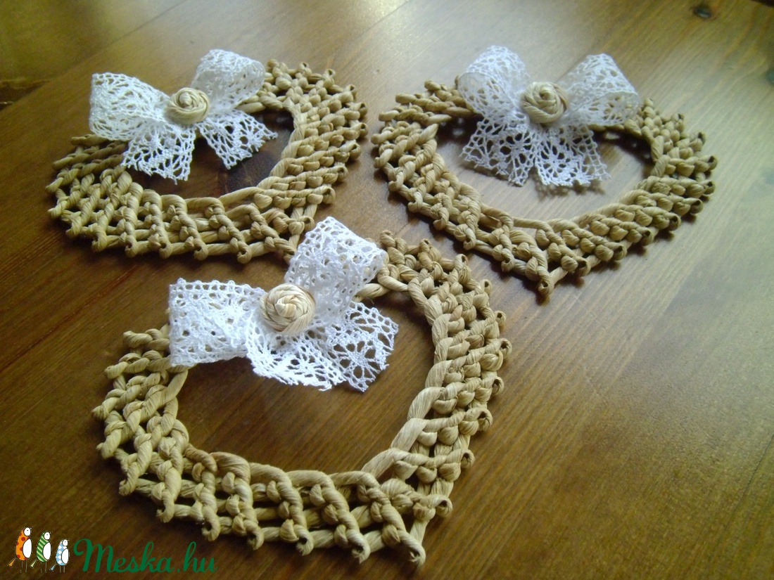 Csuhészívek csipkével -  - Meska.hu