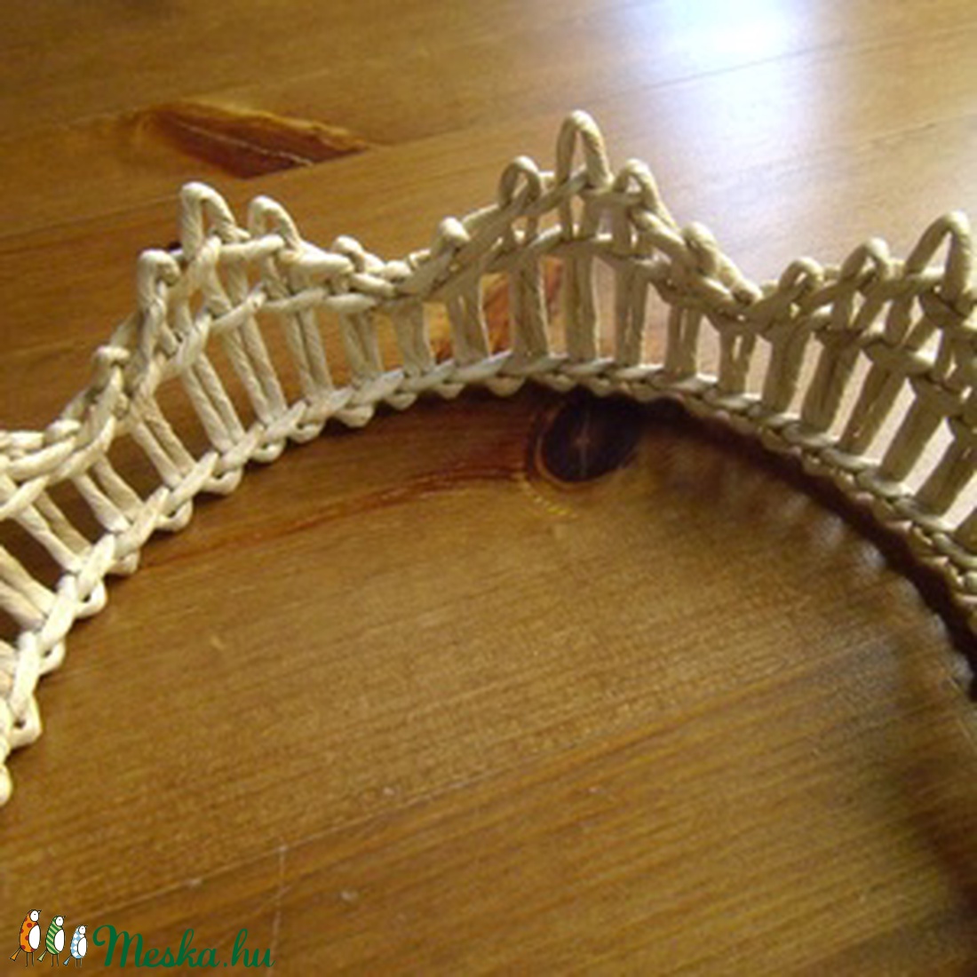 Korona csuhéból - gyerekeknek - játék & sport - Meska.hu