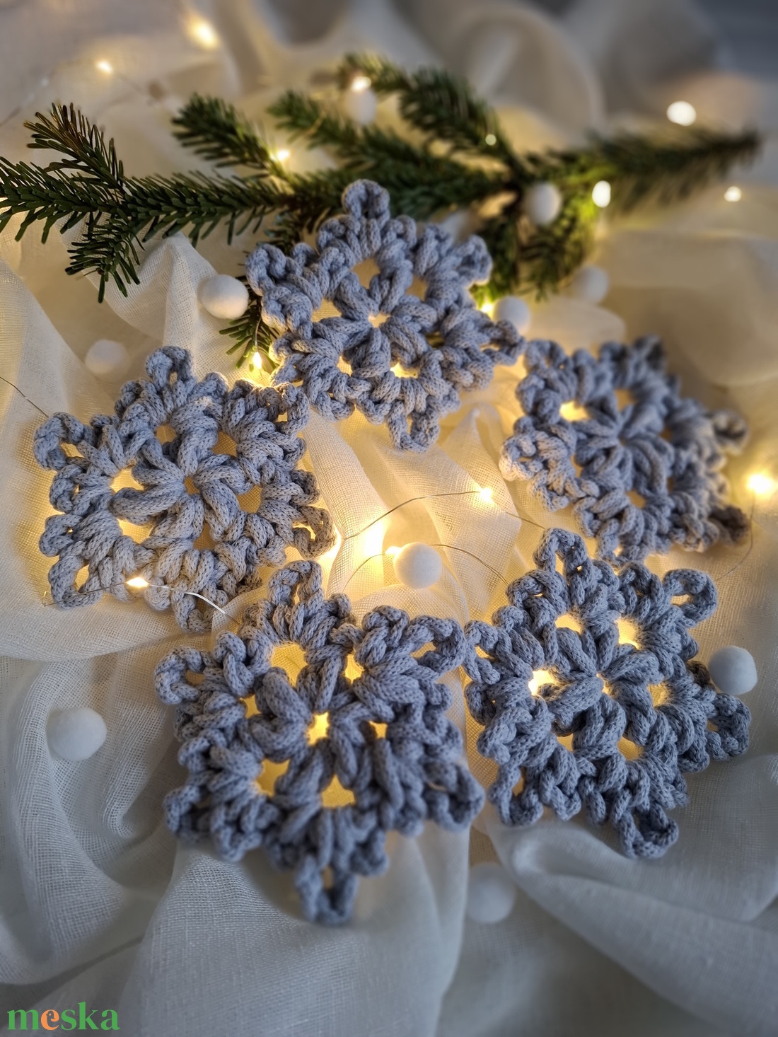 Hópehely - szürke - karácsony - karácsonyi lakásdekoráció - karácsonyfadíszek - Meska.hu