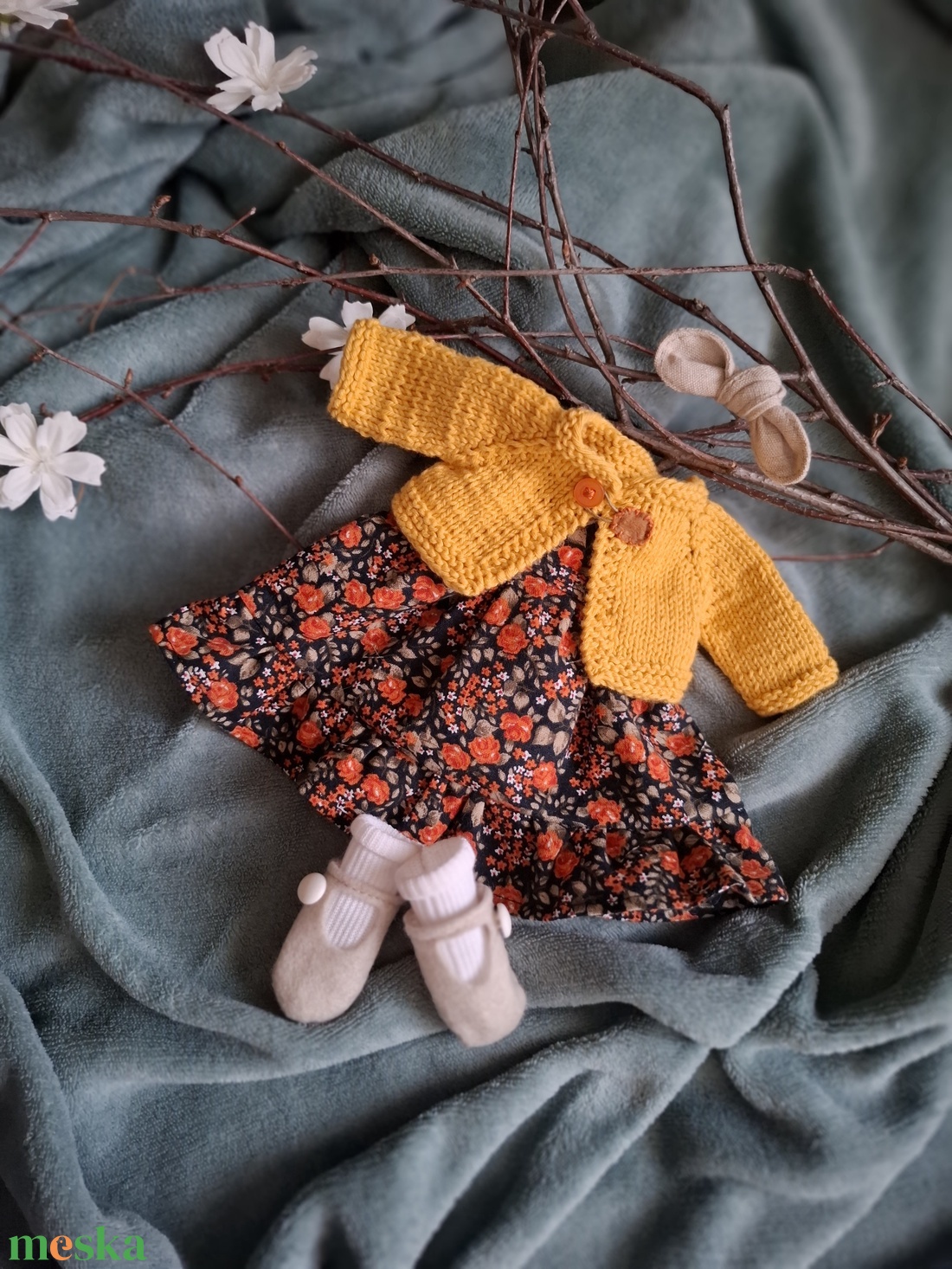 Virágmintás lánykaruha szett varrott állatfigurához - játék & sport - baba & babaház - játékbaba, babakellék - Meska.hu