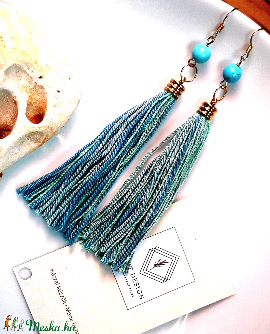 Türkiz bojtos fülbevaló  - ékszer - fülbevaló - lógó fülbevaló - Meska.hu