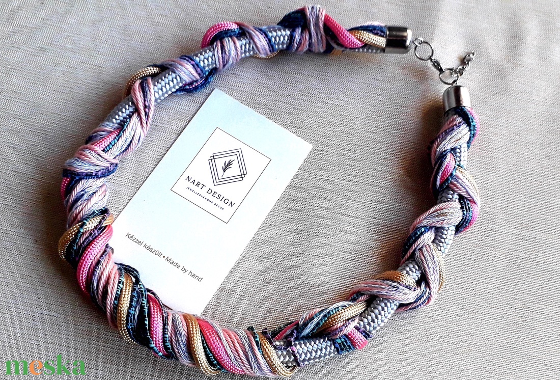 Magenta-kék-szürke statement nyaklánc - ékszer - nyaklánc - statement nyaklánc - Meska.hu