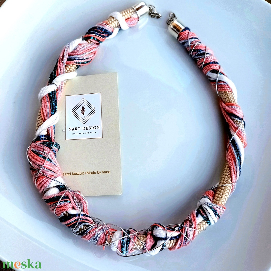 Bohémélet 2 nyaklánc, beige kötél, rózsaszín s kék színek fém dróttal - ékszer - nyaklánc - statement nyaklánc - Meska.hu