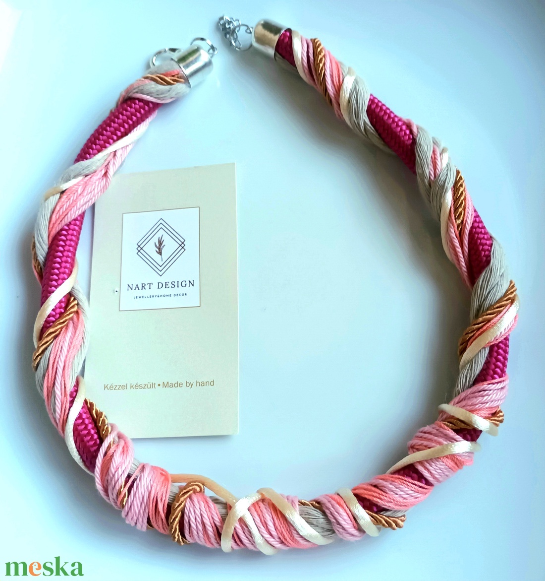 Tavaszváró nyaklánc, magenta kötél, rózsaszín pamut fonalakkal - ékszer - nyaklánc - statement nyaklánc - Meska.hu