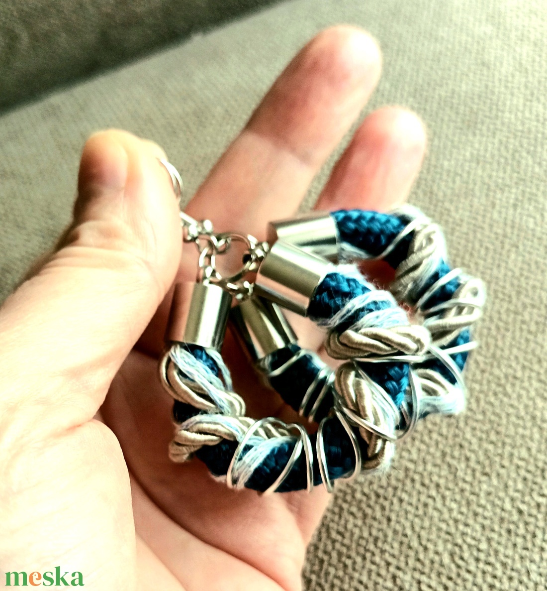 Kékmánia zsinór, kötél fülbevaló - ékszer - fülbevaló - lógós kerek fülbevaló - Meska.hu