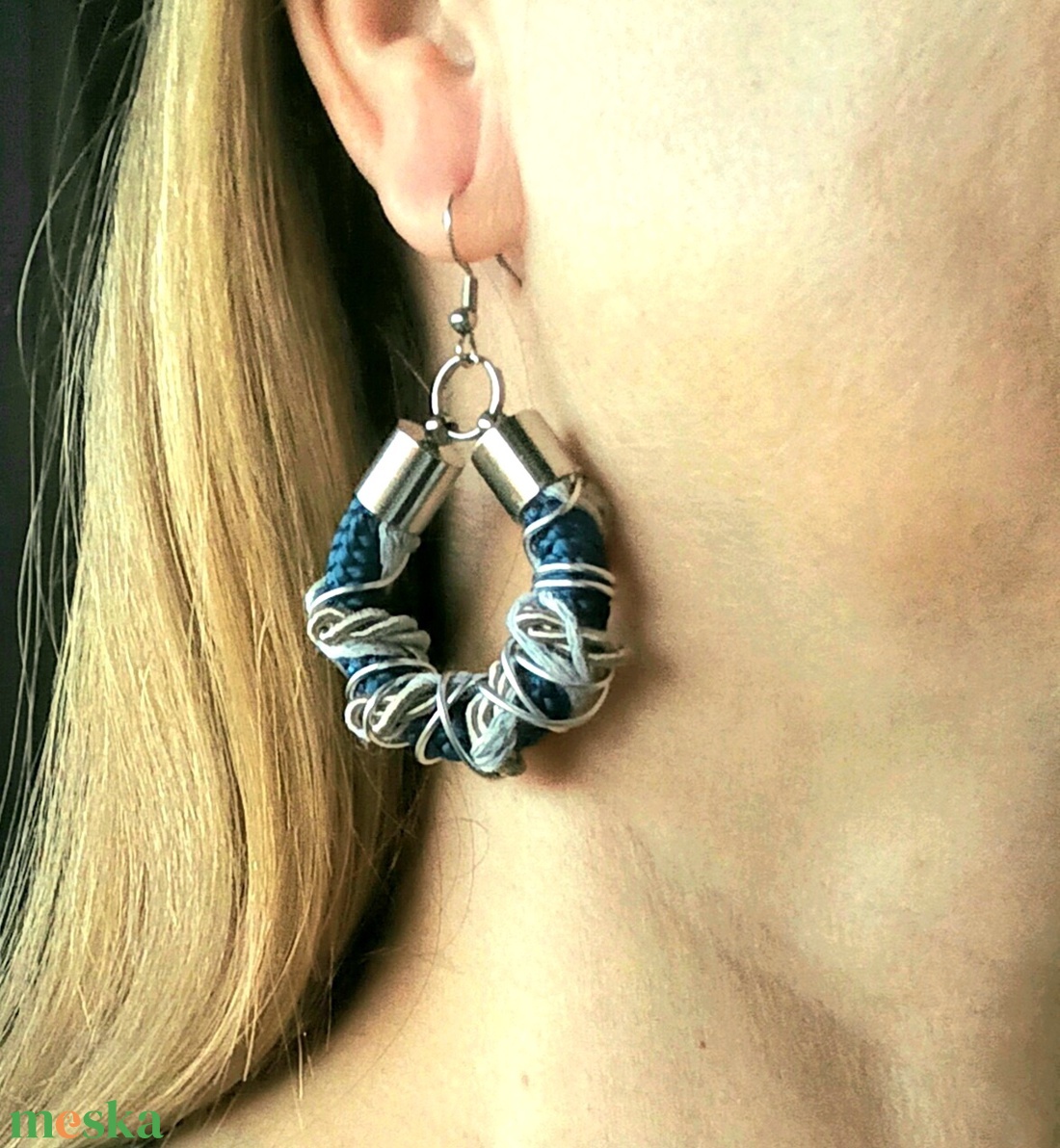 Kékmánia zsinór, kötél fülbevaló - ékszer - fülbevaló - lógós kerek fülbevaló - Meska.hu