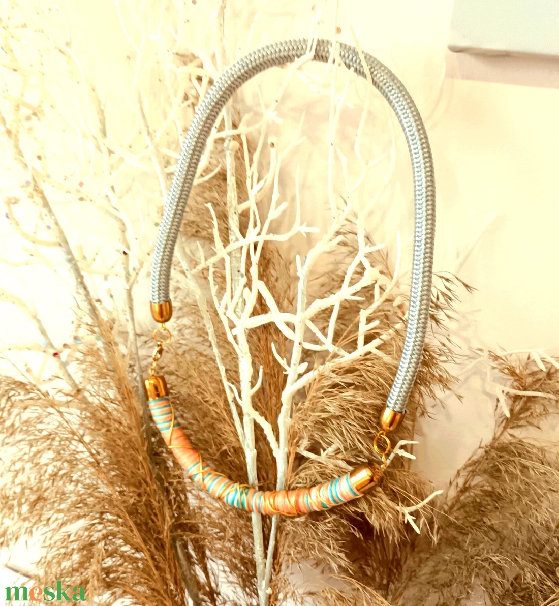 Arany-türkiz fonal, kötél nyaklánc - ékszer - nyaklánc - statement nyaklánc - Meska.hu