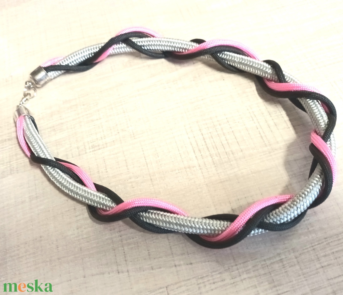 Pinki kötél, zsinór nyaklánc - ékszer - nyaklánc - statement nyaklánc - Meska.hu