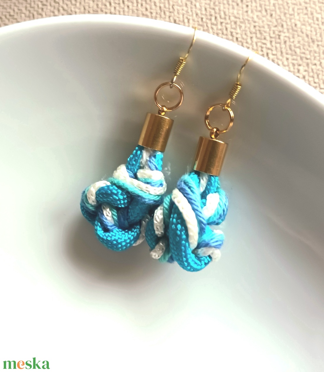 Türkiz álom, fonal karkötő - ékszer - ékszerszett - Meska.hu