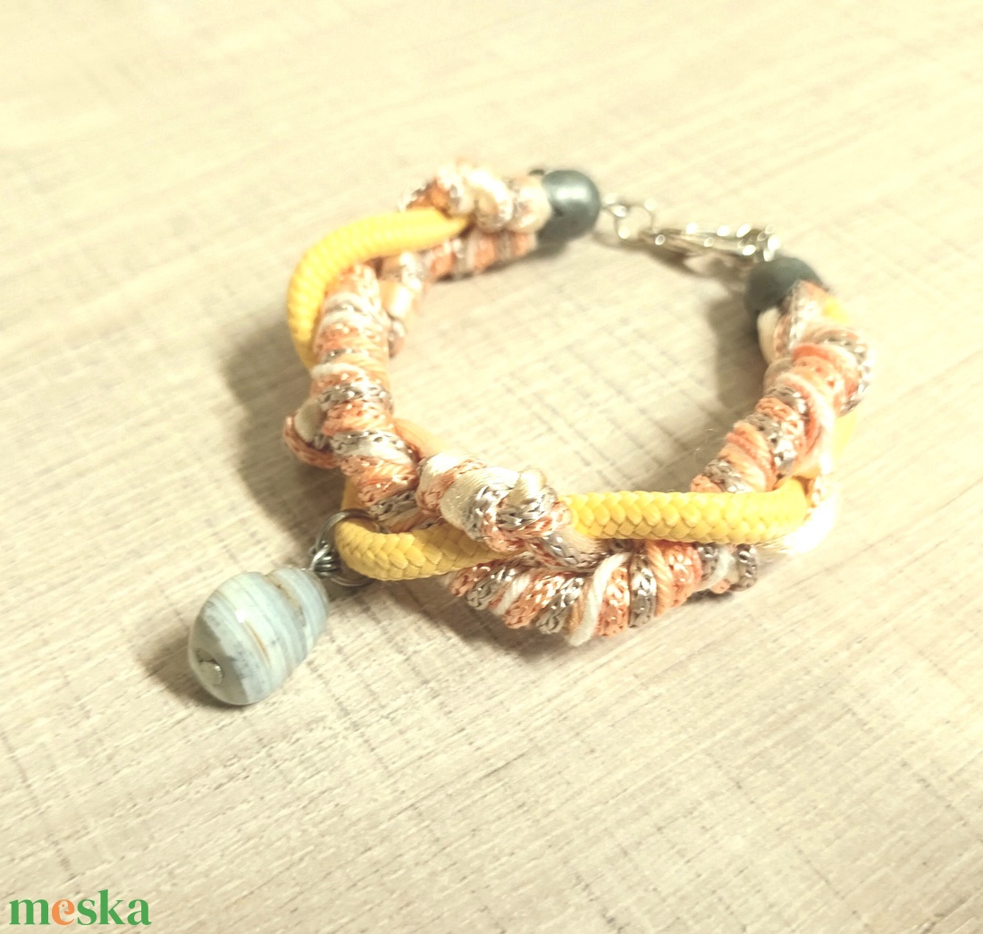 Barack, meleg sárga kötél, fonal karkötő ásványgyönggyel - ékszer - karkötő - fonott karkötő - Meska.hu