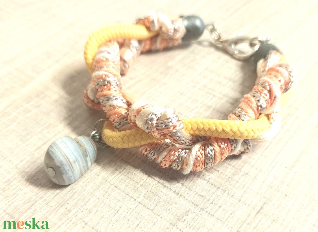 Barack, meleg sárga kötél, fonal karkötő ásványgyönggyel - ékszer - karkötő - fonott karkötő - Meska.hu