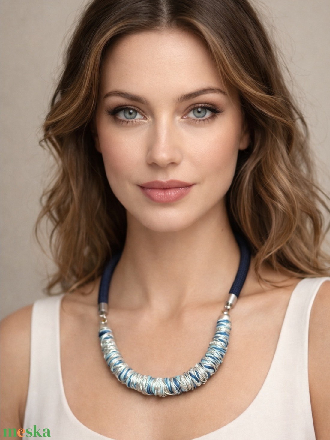 Kék mánia, ezüst fonal,  zsinór nyaklánc - ékszer - nyaklánc - statement nyaklánc - Meska.hu