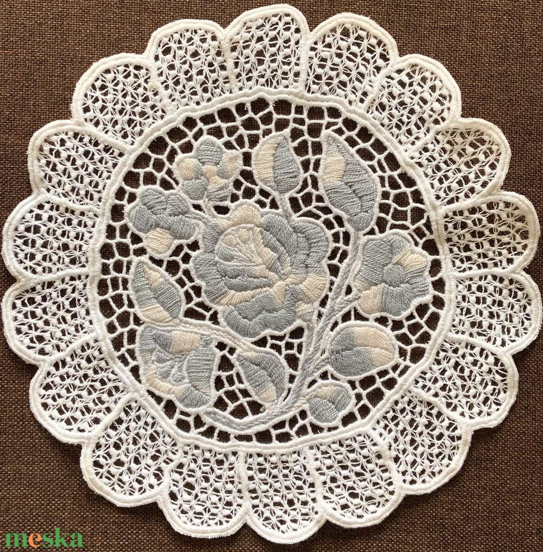 Kalocsai mintás riselt alátét - otthon & életmód - lakástextil - abrosz, terítő - díszterítő polcra, komódra - Meska.hu