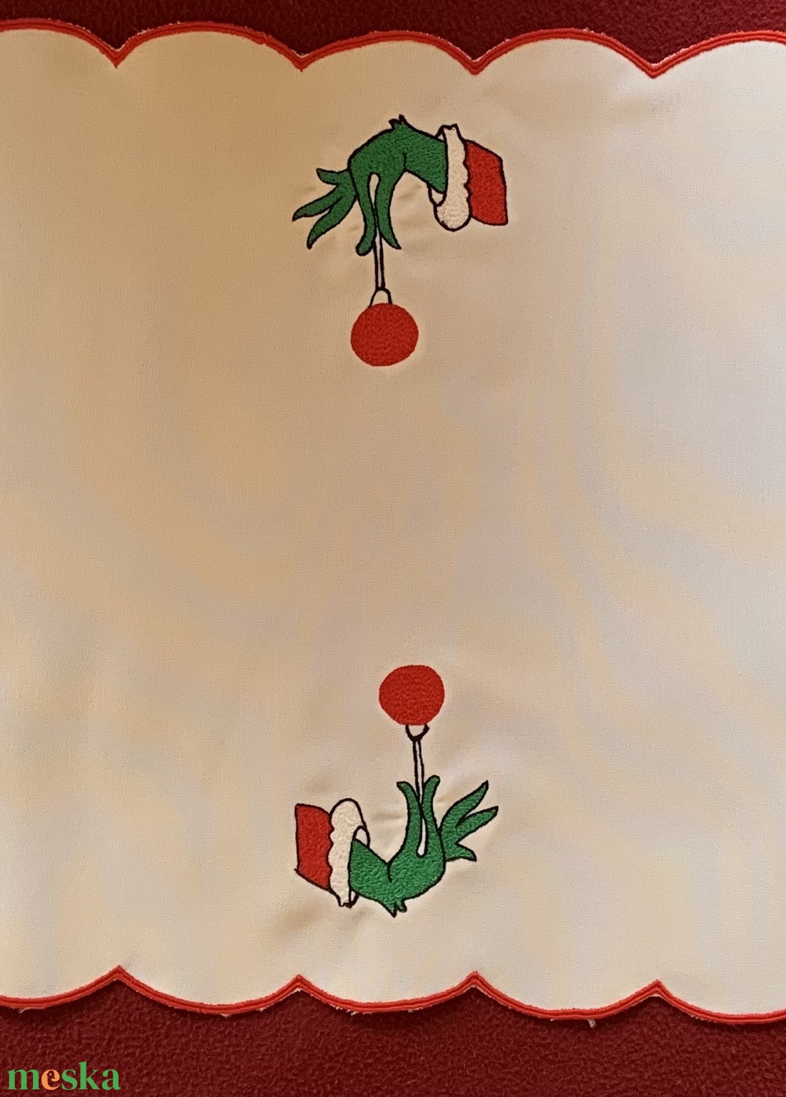 Grincs fej mintás terítő - karácsony - karácsonyi lakásdekoráció - karácsonyi lakásdíszek - Meska.hu