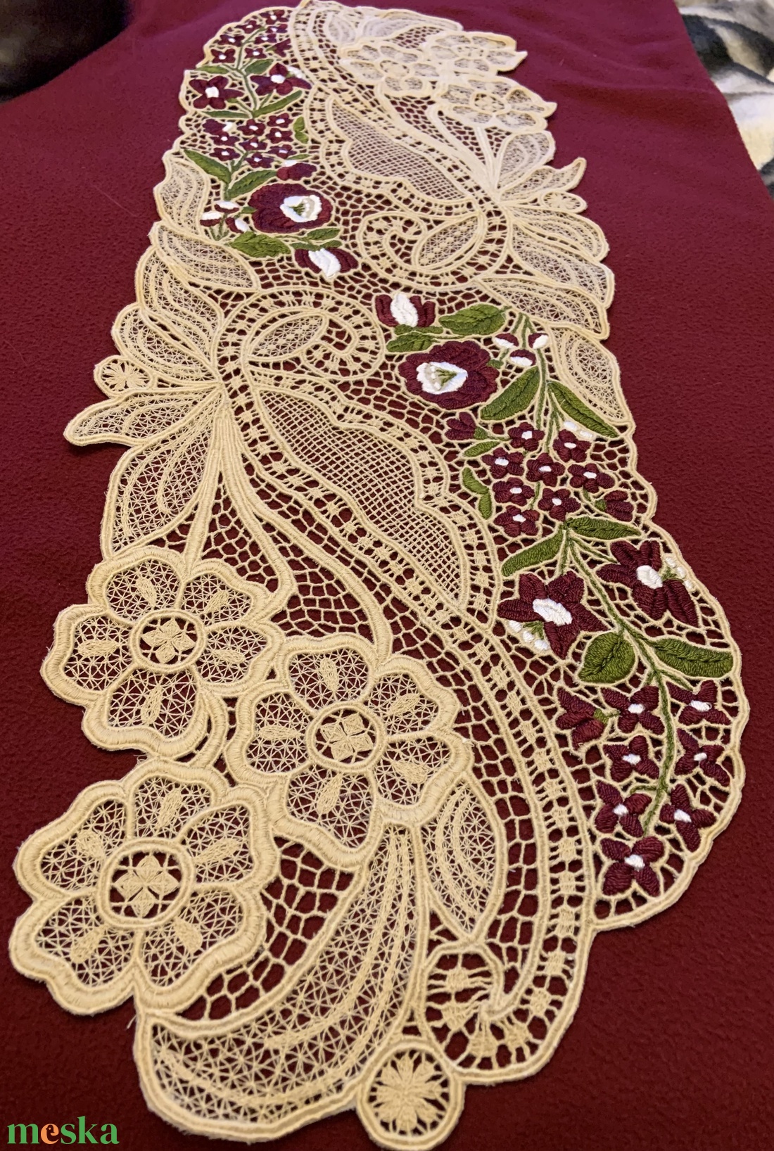 Riselt futó - otthon & életmód - dekoráció - asztal és polc dekoráció - horgolt & csipketerítő - Meska.hu