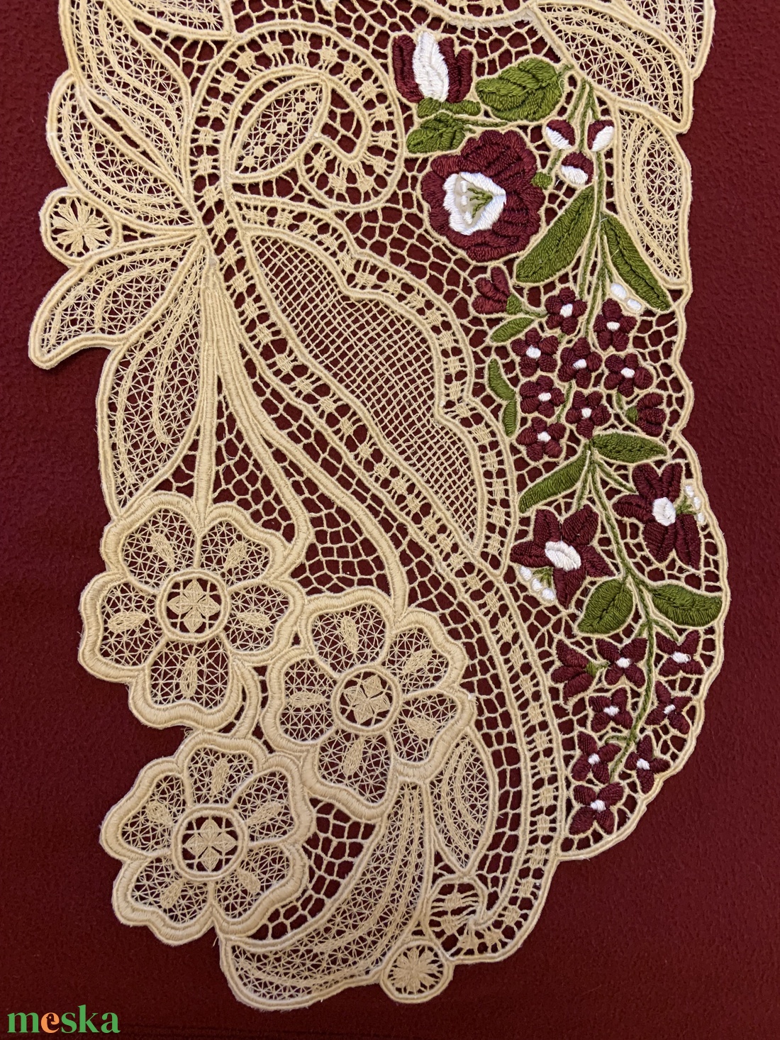 Riselt futó - otthon & életmód - dekoráció - asztal és polc dekoráció - horgolt & csipketerítő - Meska.hu