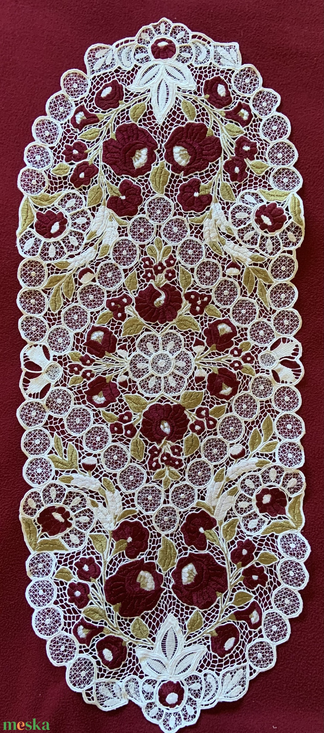 Riselt futó - otthon & életmód - dekoráció - asztal és polc dekoráció - horgolt & csipketerítő - Meska.hu