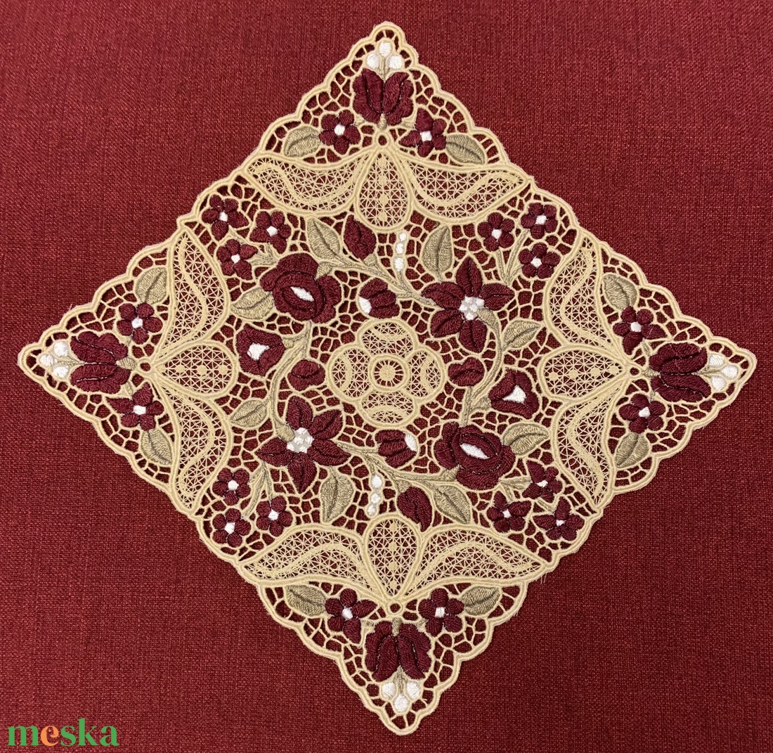 Riselt kisterítő - otthon & életmód - lakástextil - abrosz, terítő - díszterítő polcra, komódra - Meska.hu