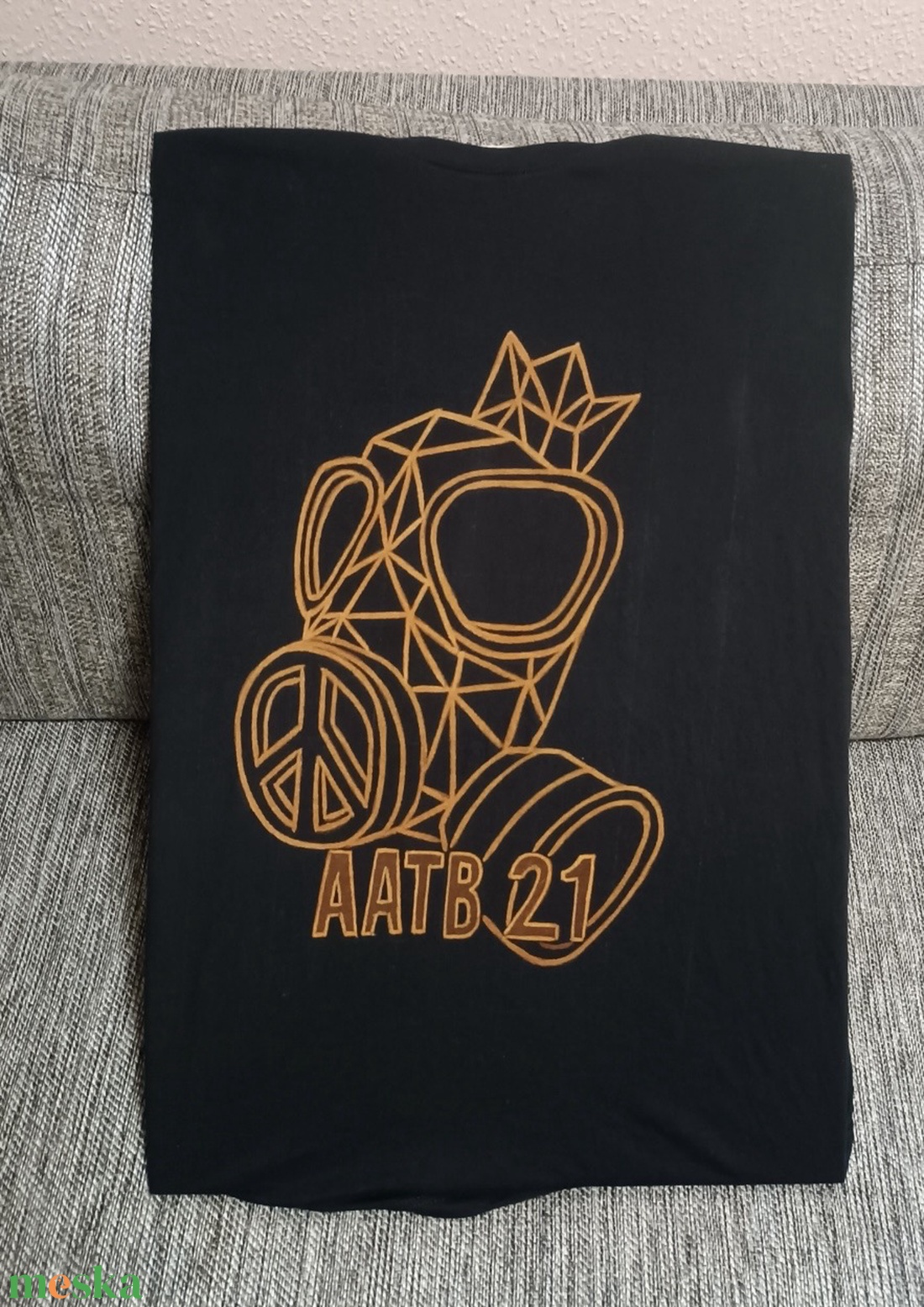 Anna and the Barbies kézzel festett póló - ruha & divat - női ruha - póló, felső - Meska.hu