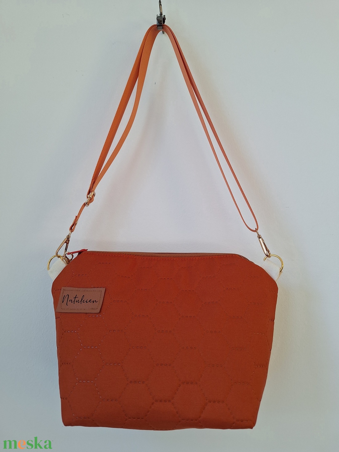 Cica koktéltáska  - táska & tok - kézitáska & válltáska - vállon átvethető táska - Meska.hu