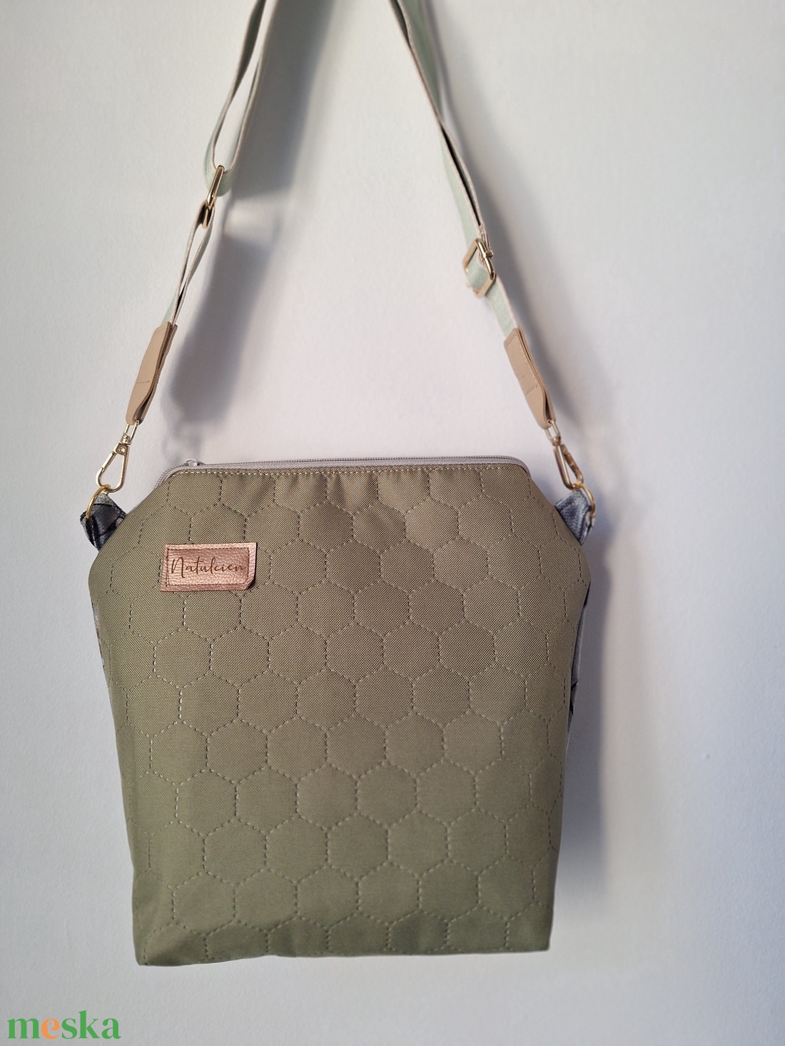 Ásvány táska - táska & tok - kézitáska & válltáska - vállon átvethető táska - Meska.hu