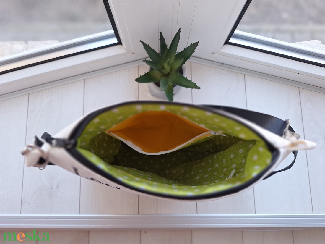 Dínó táska - táska & tok - kézitáska & válltáska - vállon átvethető táska - Meska.hu