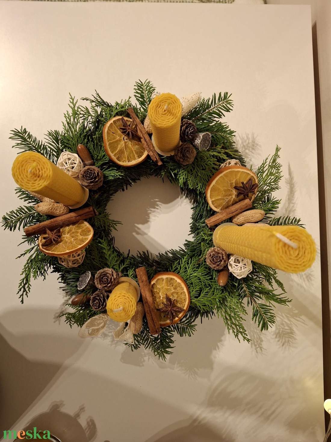 Adventi koszorú méhviasz gyertyával 30 cm - karácsony - adventi díszek - adventi koszorú - Meska.hu Adventi koszorú méhviasz gyertyával 30 cm - karácsony - adventi díszek - adventi koszorú - Meska.hu