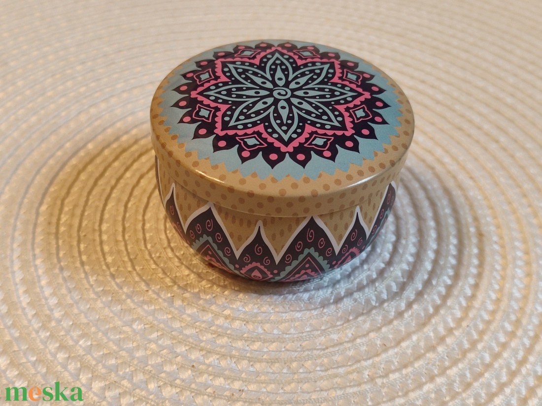 Mandala mintás illatgyertya fedeles tégelyben - otthon & életmód - gyertya, illat, aroma - gyertya - Meska.hu