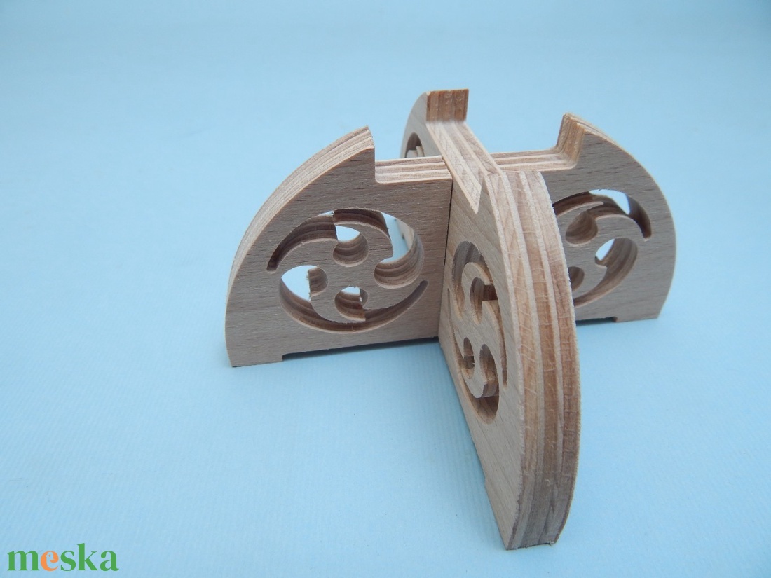 Fa mécsestartó shuriken mintával - otthon & életmód - gyertya, illat, aroma - mécses és mécsestartó - Meska.hu